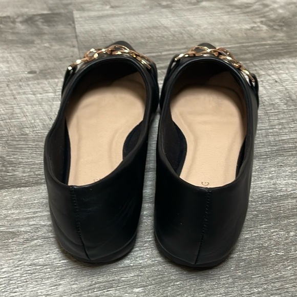 AFEETSING Black W/ Chain Link Flats - Picture 6 of 15